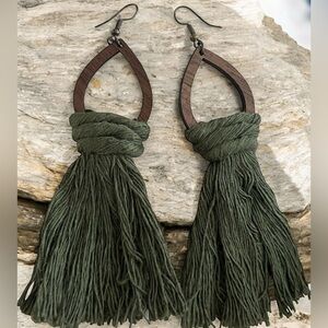 Walnut Top & Macrame Olive Green Tassel Earrings w/ Bronze Hardware 4”
